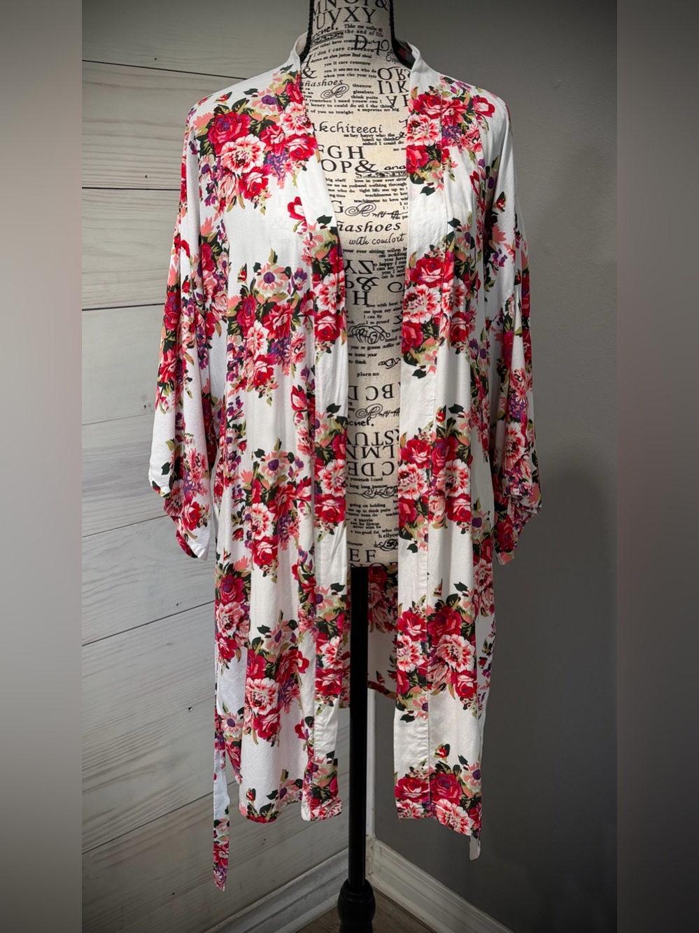 Floral White Kimono Robe with Pink Rose Print